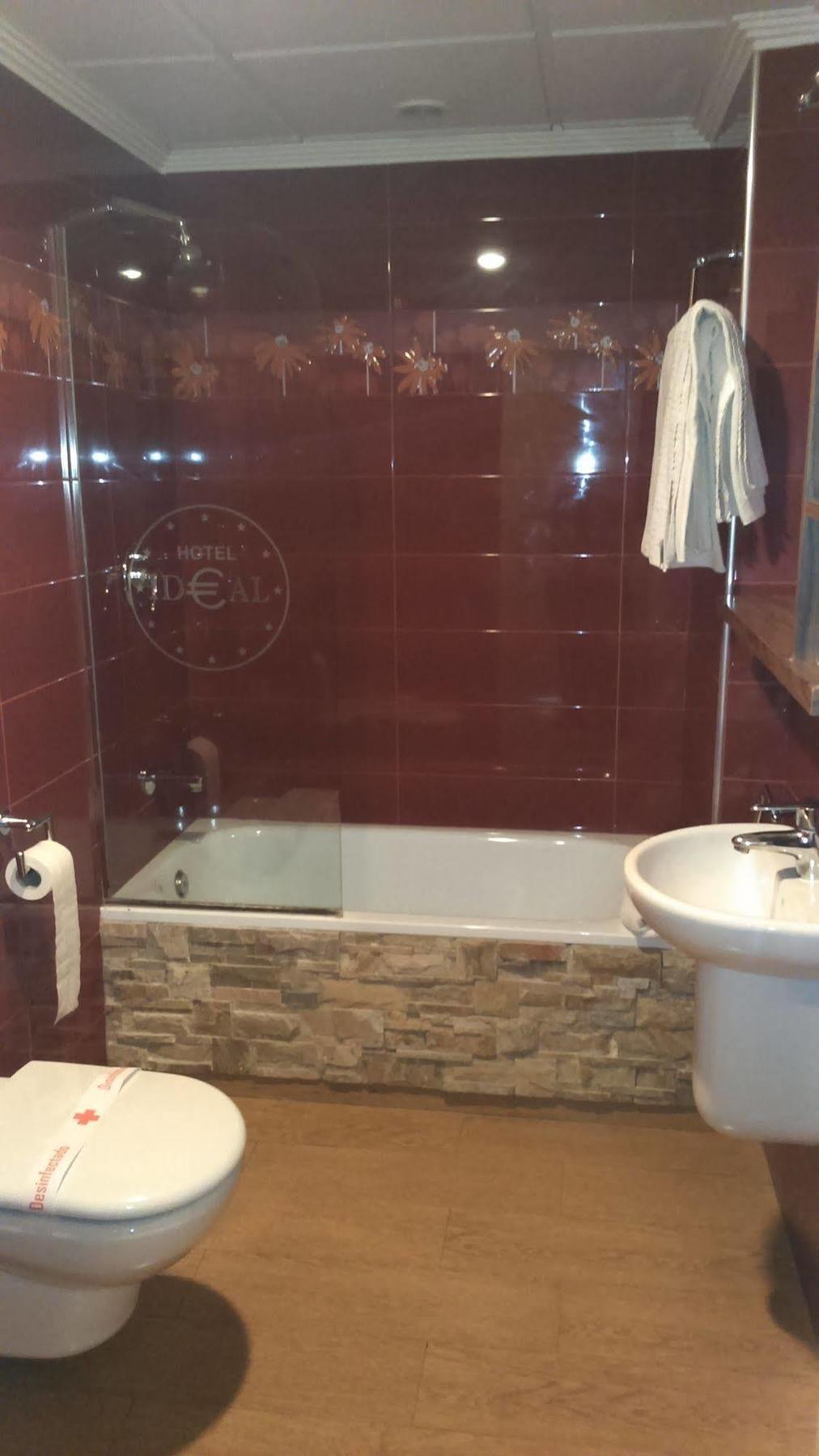 Hotel Ideal 비야로블레도 외부 사진