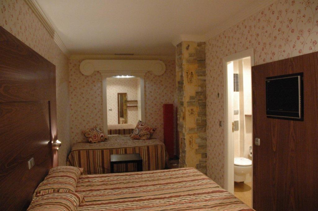 Hotel Ideal 비야로블레도 외부 사진
